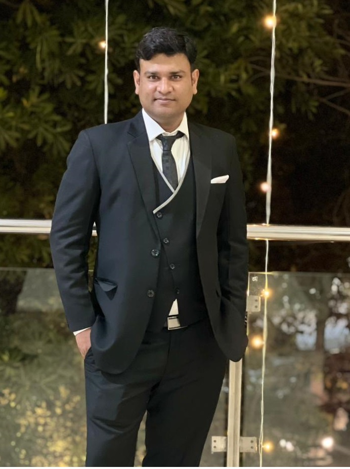 Anand Goel trainer photo